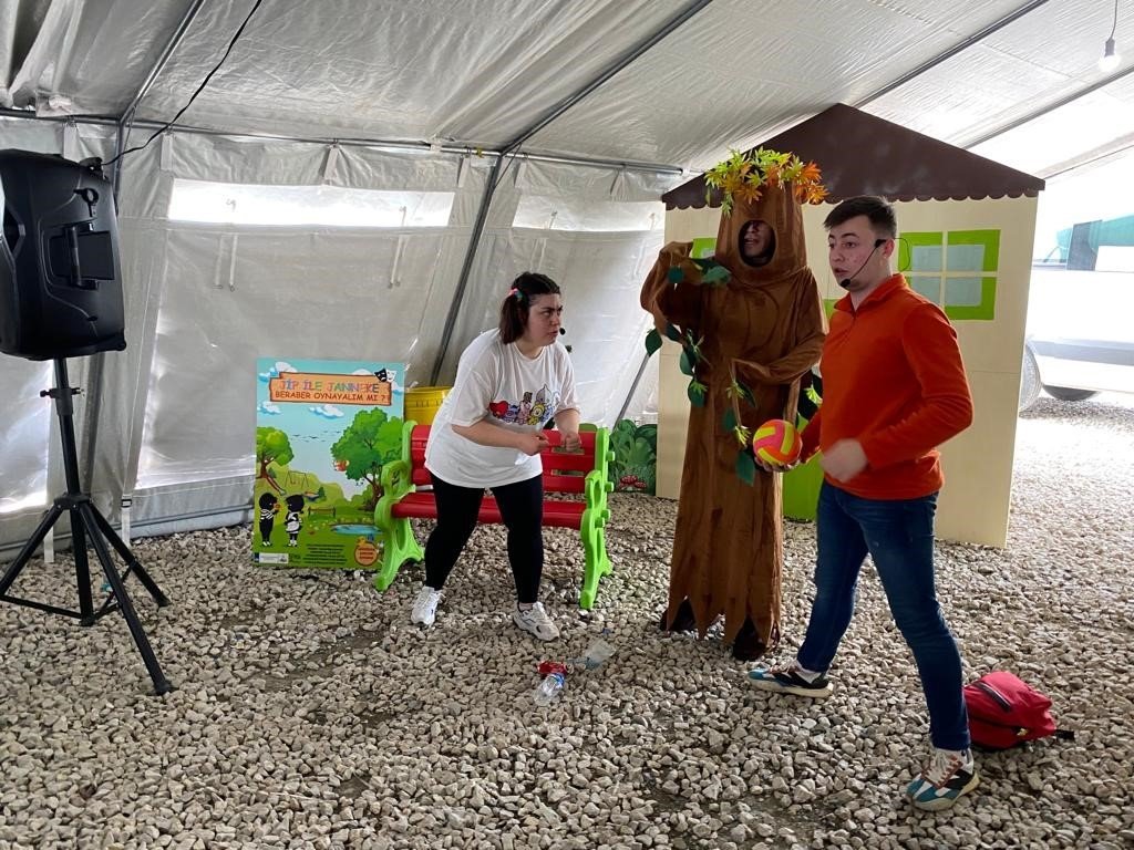 Bodrum’un dostluk kenti Hatay’da çocukların yüzü gülüyor
