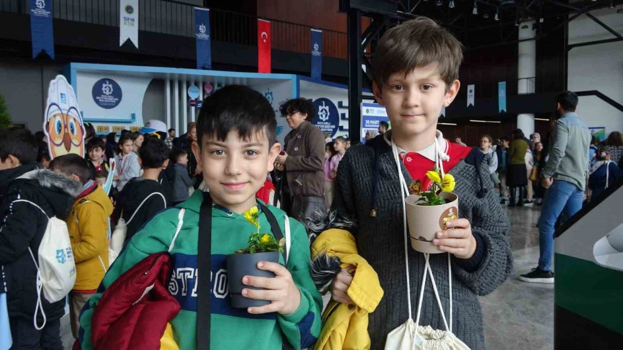 Minikler sıfır atık konusunu eğlenerek öğrendi