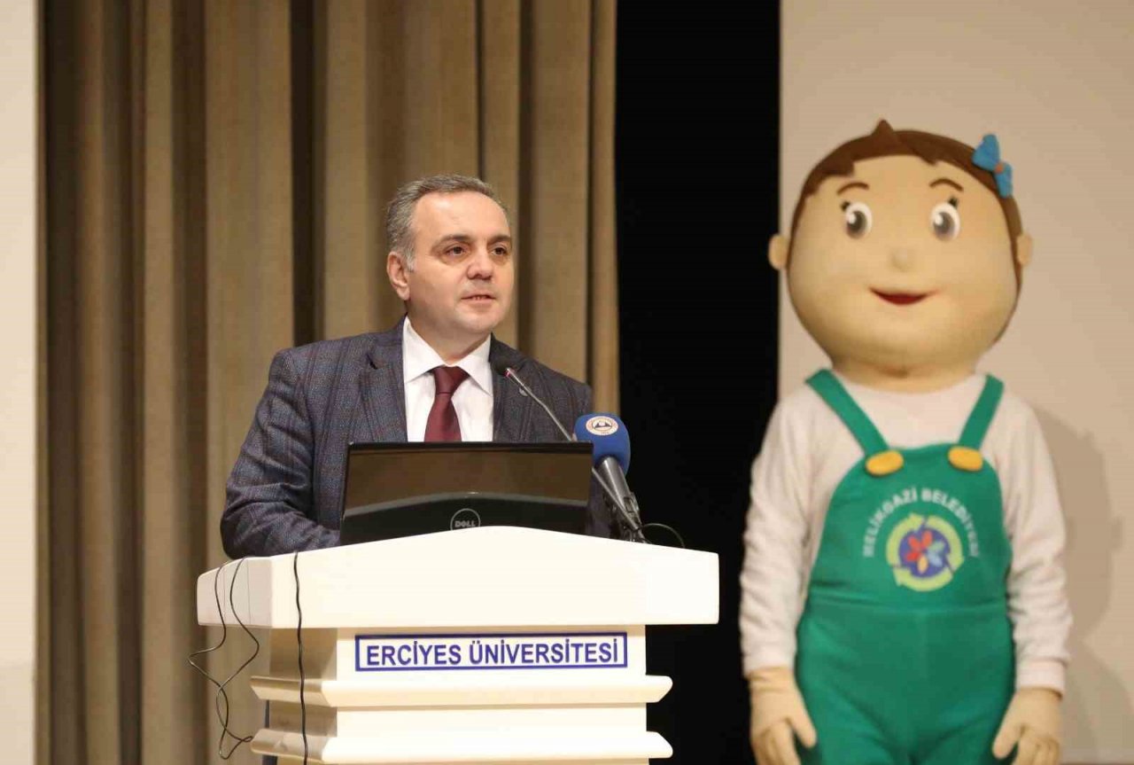 ERÜ’de ‘30 Mart Sıfır Atık Günü’ etkinliği düzenlendi