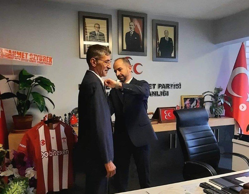 HDP işbirliğine kızdı İYİ Parti’den istifa edip MHP’ye geçti