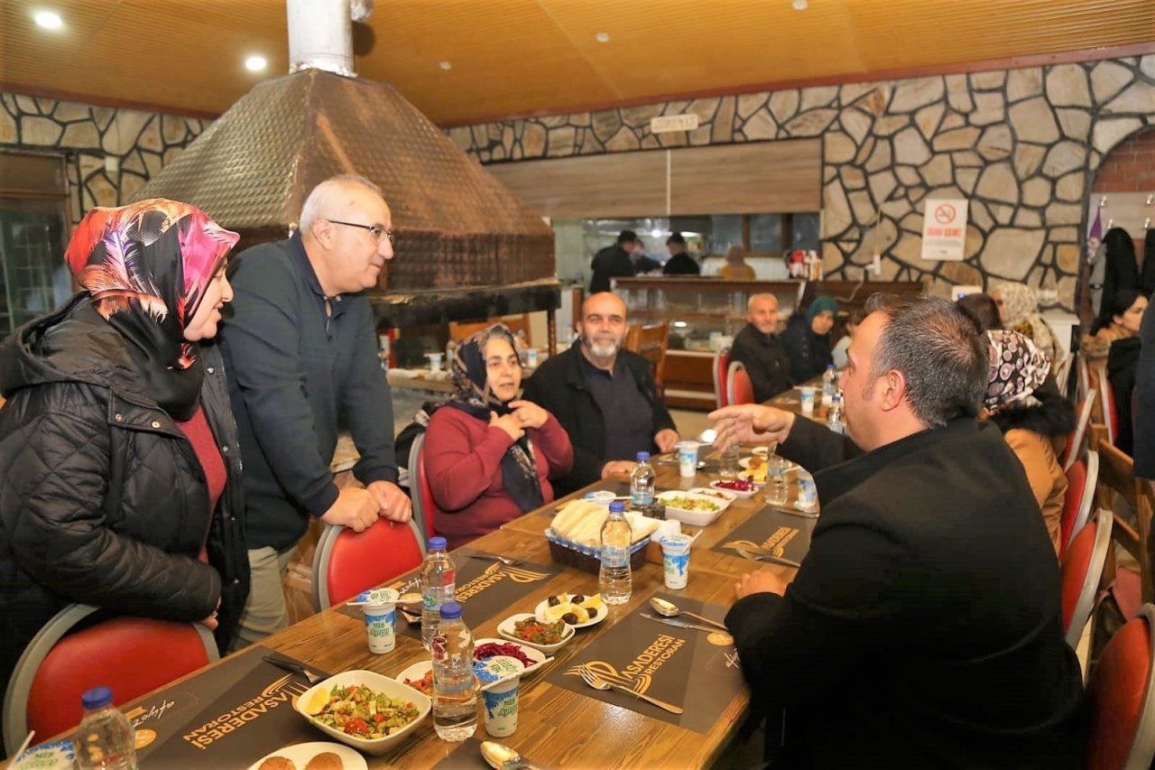 Çameli’nde depremzede aileler gönül sofrasında buluştu