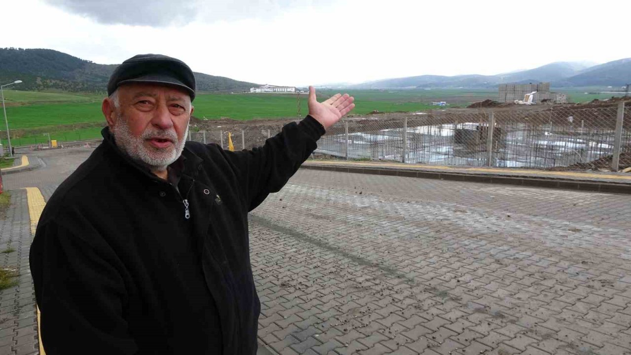 Depremzedeler için yapılıyor, temeller atıldı çalışmalar hızlandı