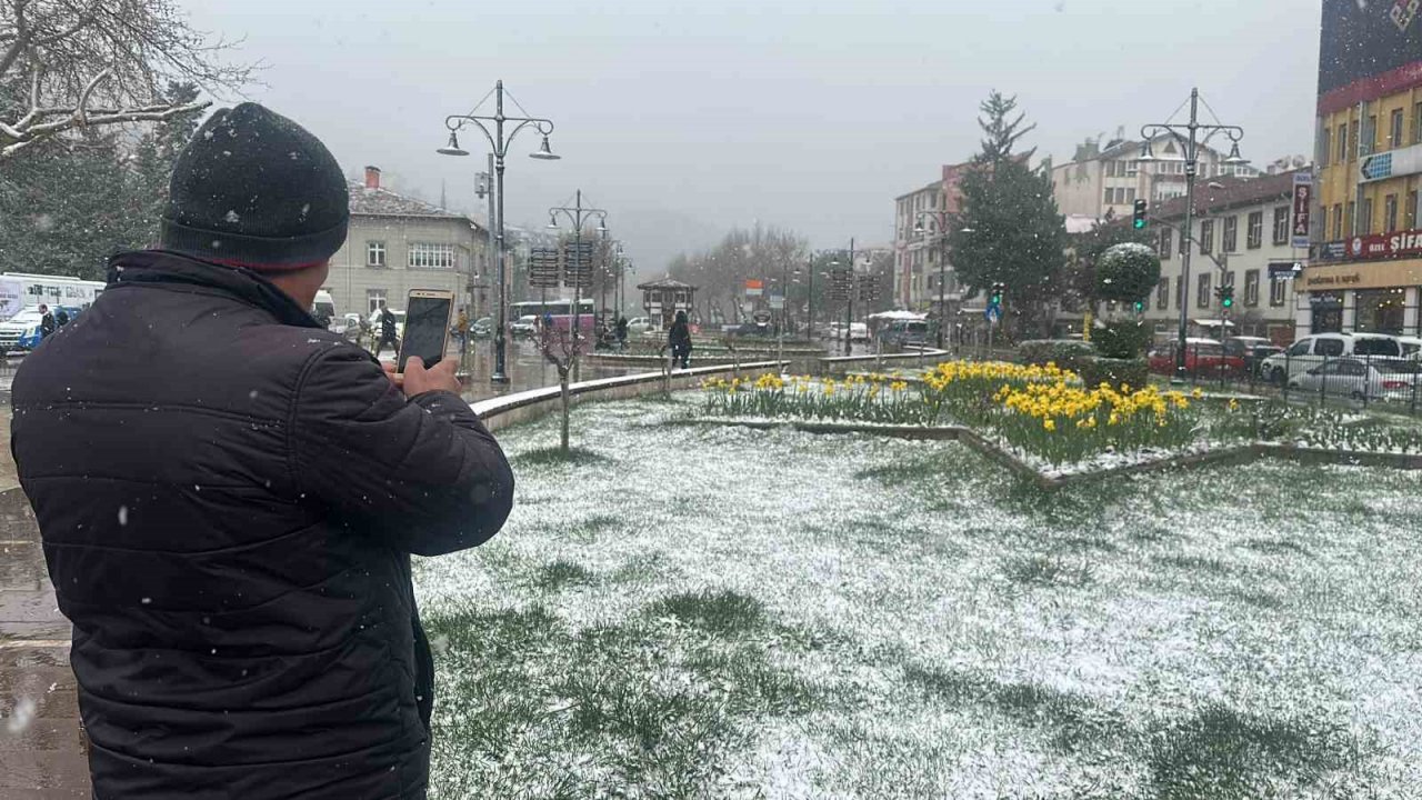 Kastamonu’da kar yağışı etkili oldu