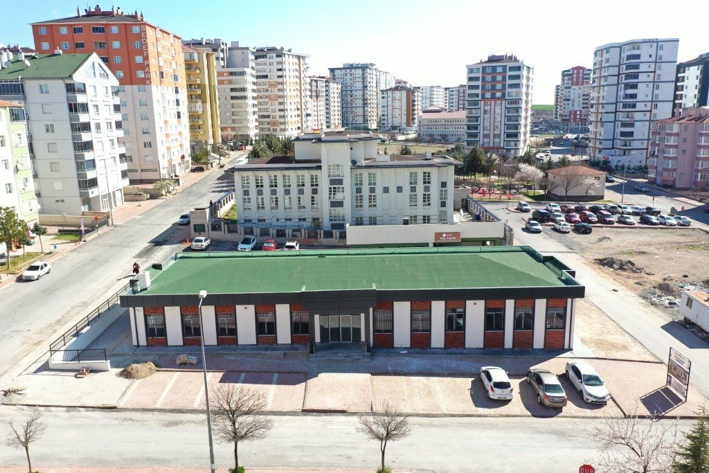 Başkan Çolakbayrakdar; “Hemşehrilerimin keyif alacağı bir Kocasinan inşa ediyoruz”