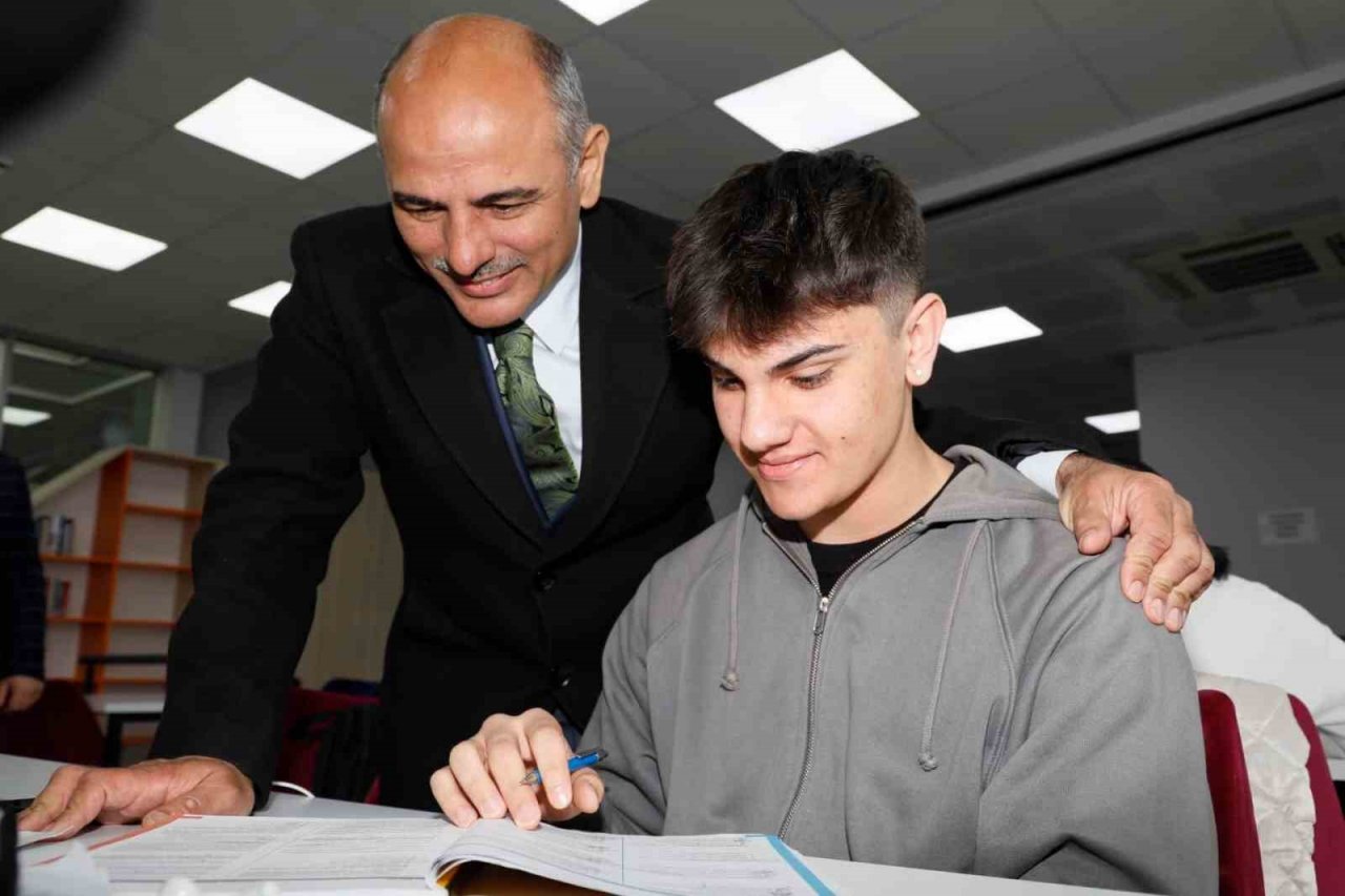 Başkan Söğüt: "7’den 70’e herkesin faydalanabileceği kütüphaneyi hayata geçirdik"