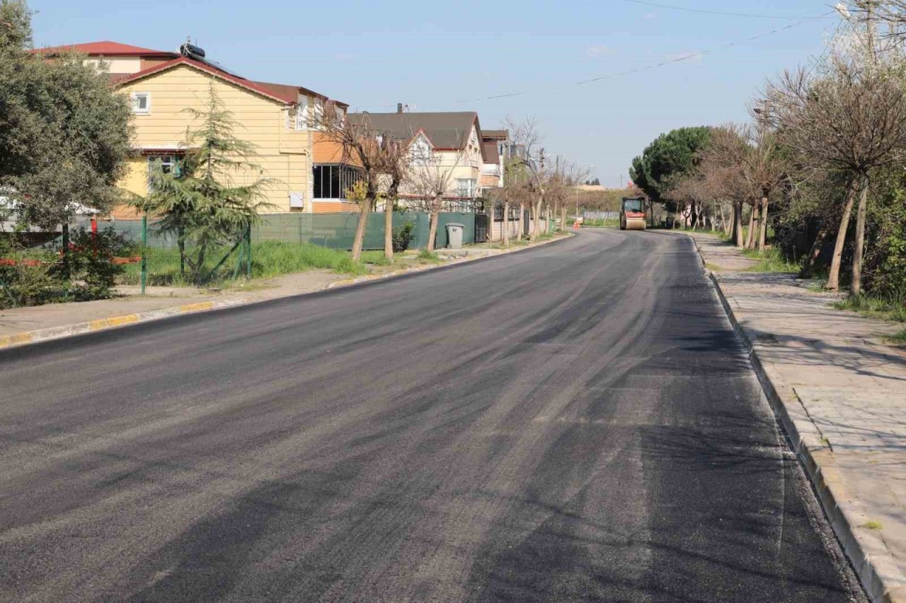 Tütünçiftlik’i Derince’ye bağlayan cadde yenilendi