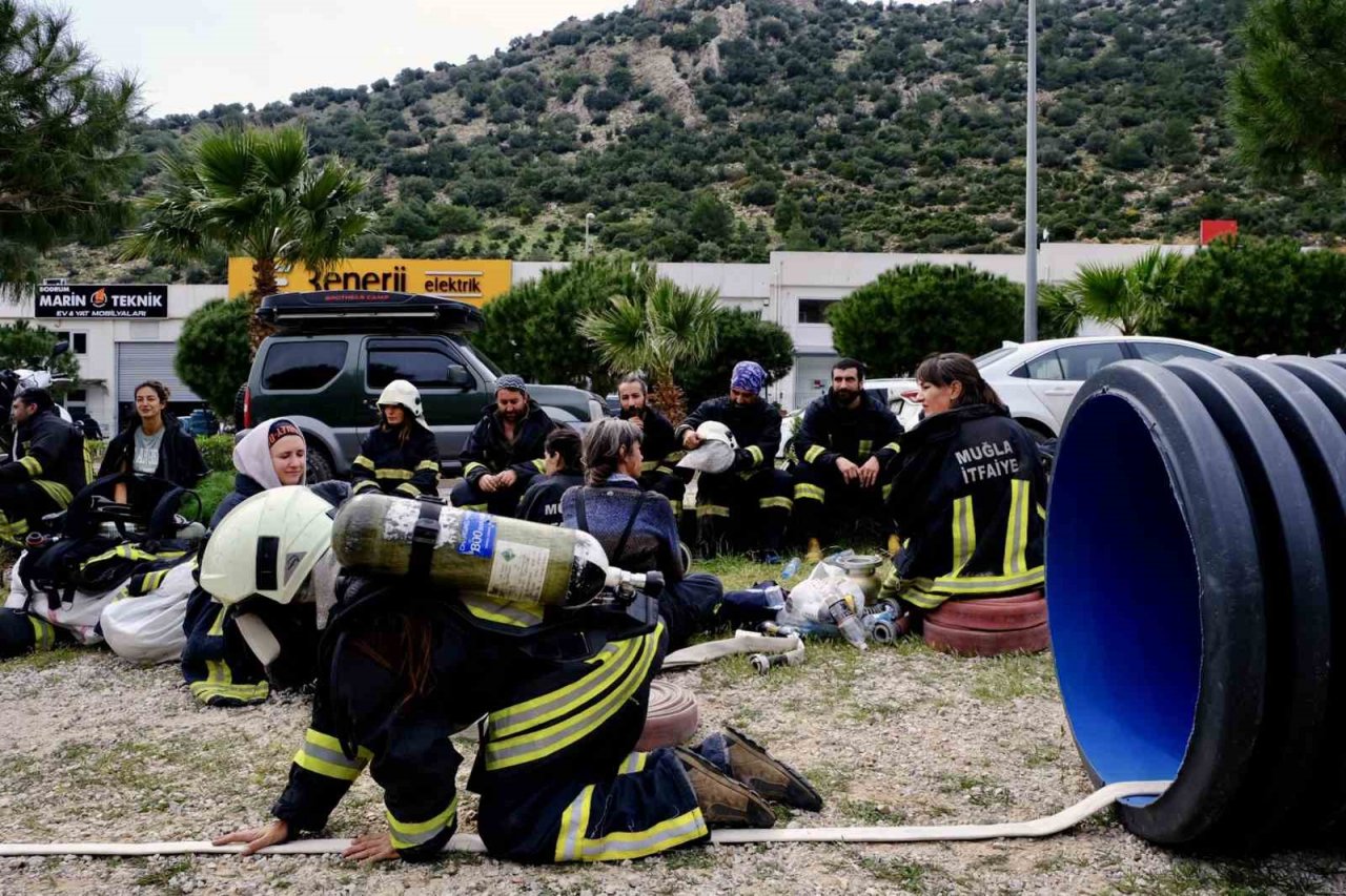 Büyükşehir’den Bodrum’da gönüllü ateş savaşçılarına eğitim