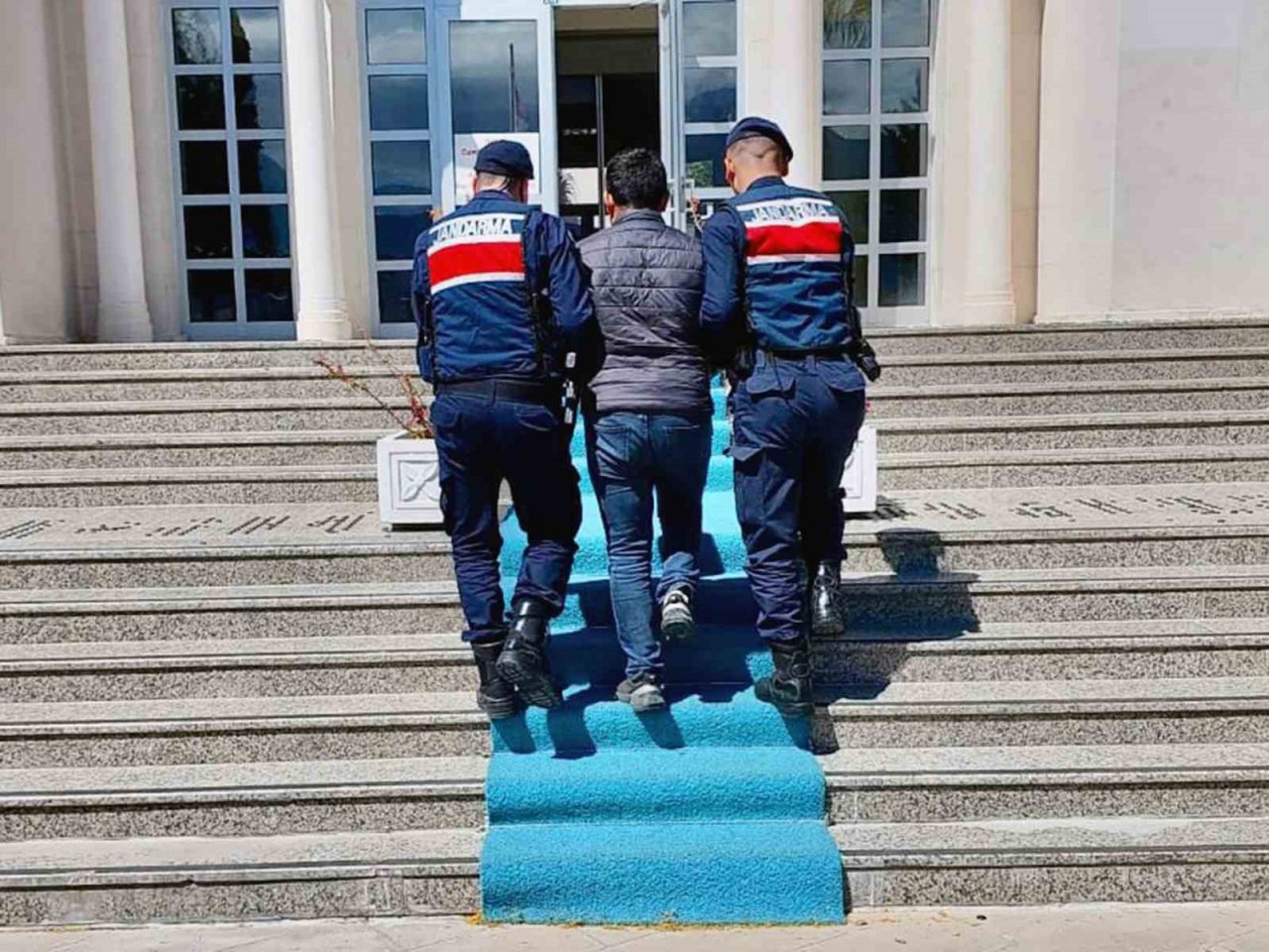 JASAT’ın ‘Huzur ve Güven’ uygulamasında 10 tutuklama