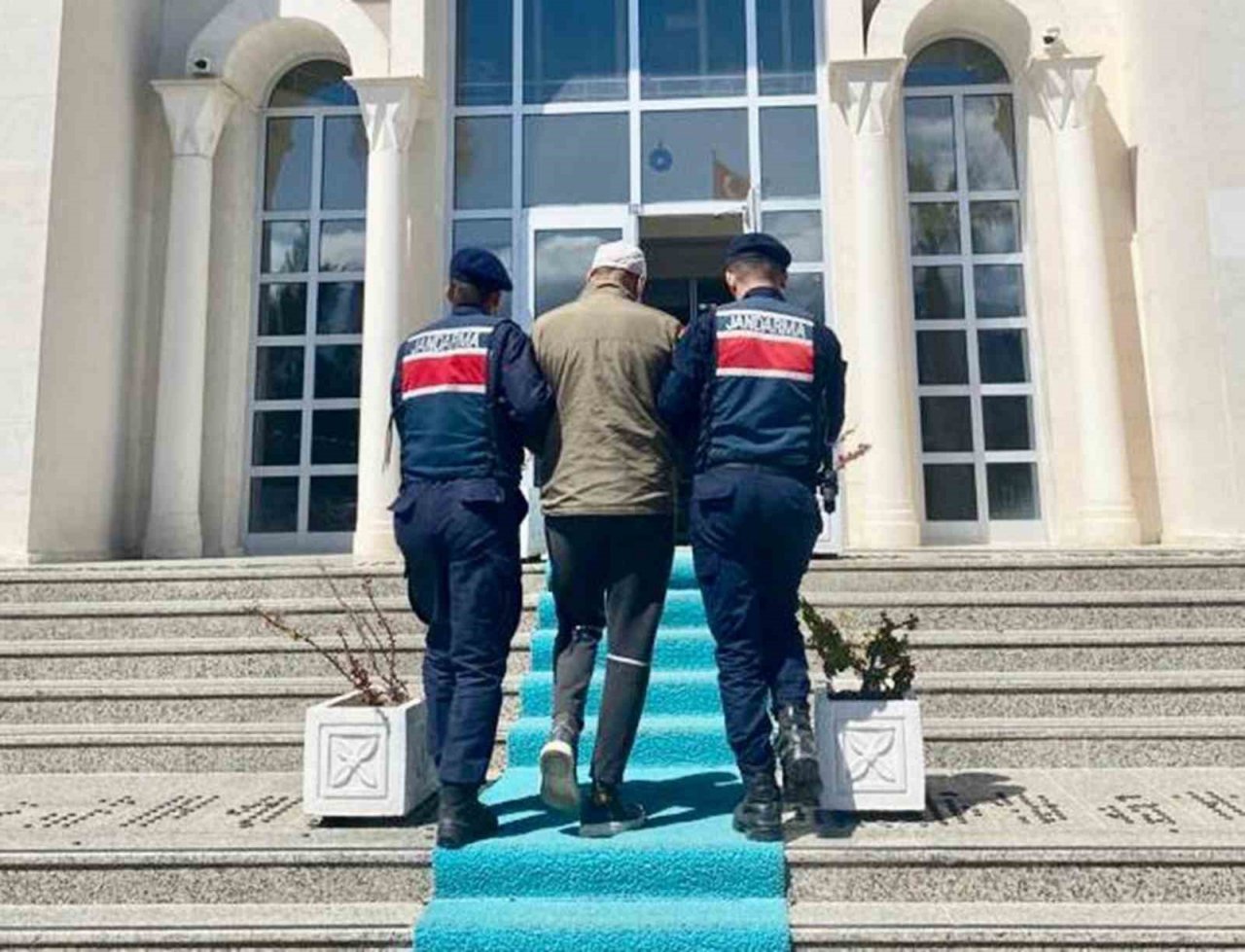 JASAT’ın ‘Huzur ve Güven’ uygulamasında 10 tutuklama