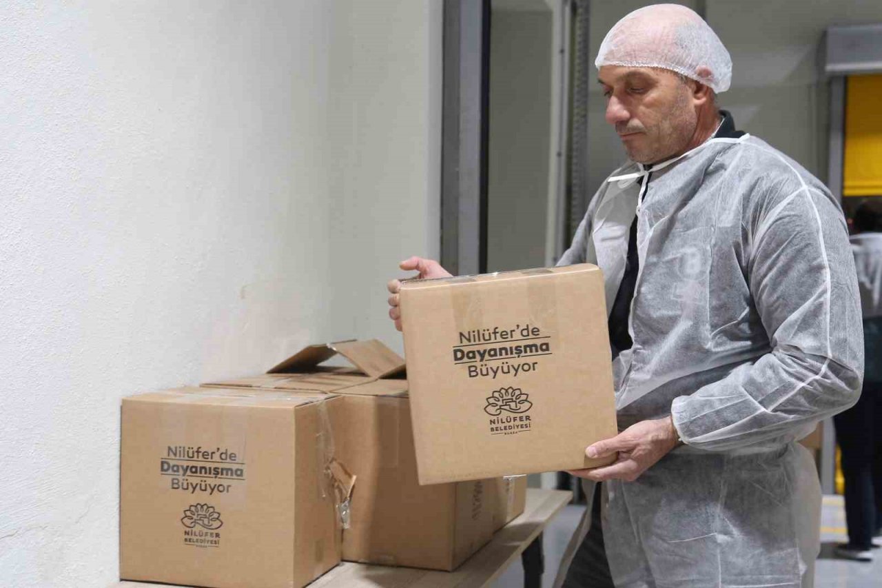 Nilüfer Belediyesi’nden binlerce haneye erzak desteği