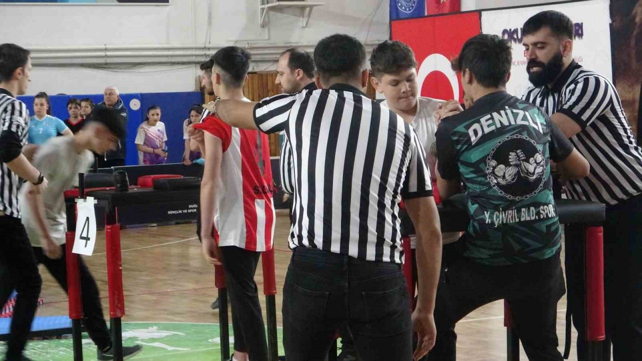 Muğla’da okul sporları bilek güreşi müsabakaları başladı