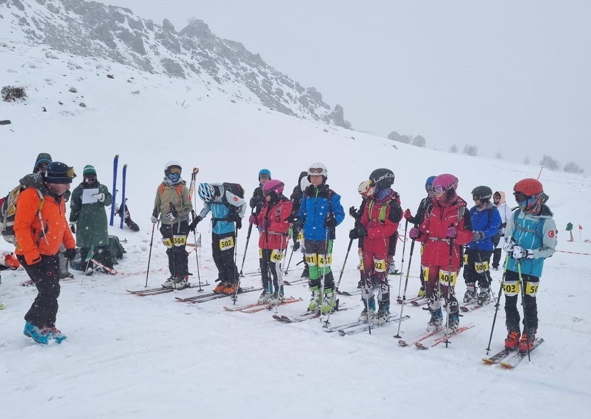 Dağ kayağında madalyalar sahiplerini buldu