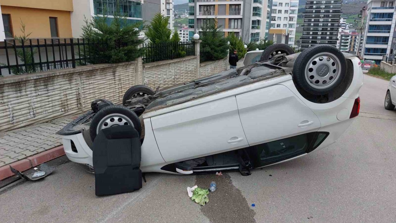 Samsun’da otomobil takla attı: 2 yaralı