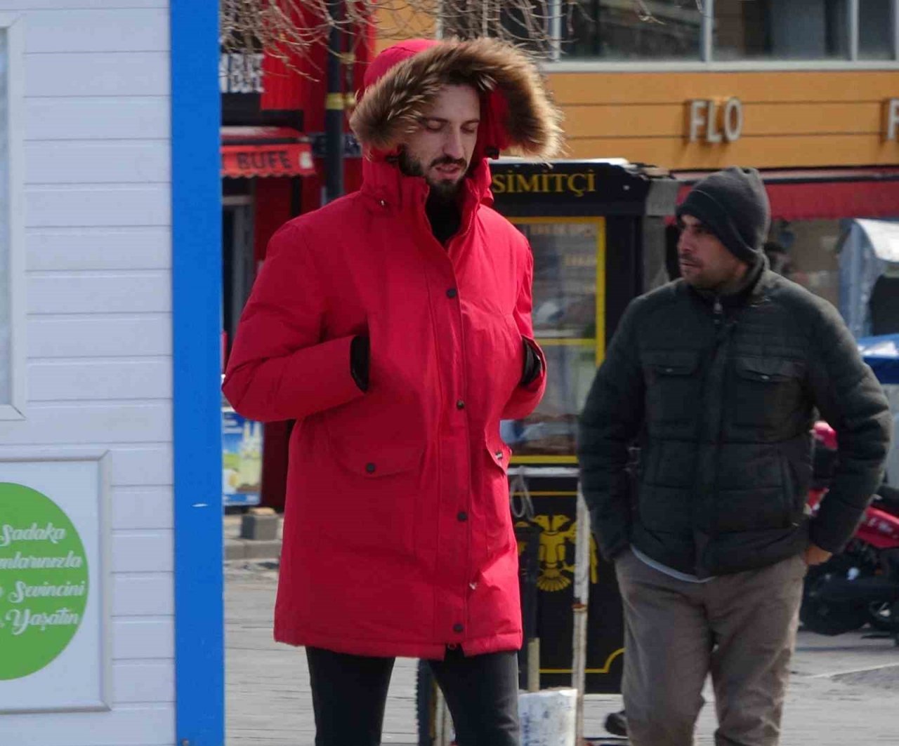 Mart kapıdan baktırmasa da kazma kürek yaktırdı