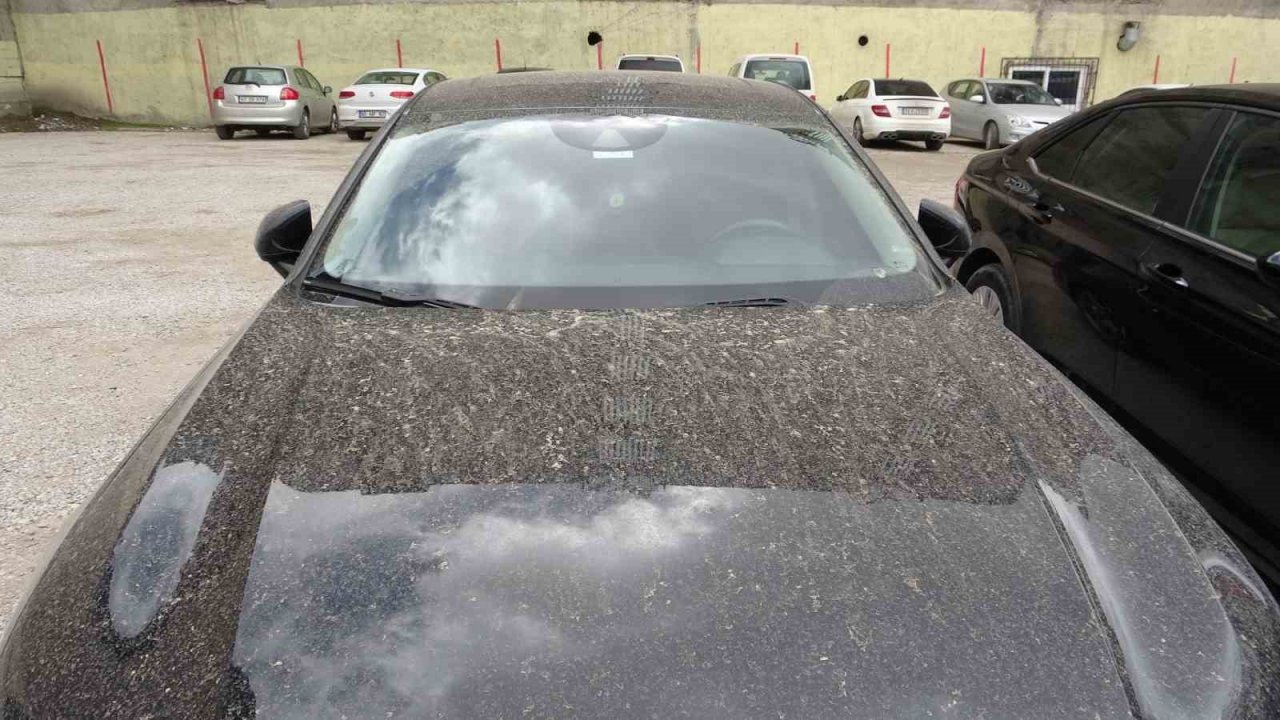 Van’daki oto yıkamacılarda çamur yoğunluğu