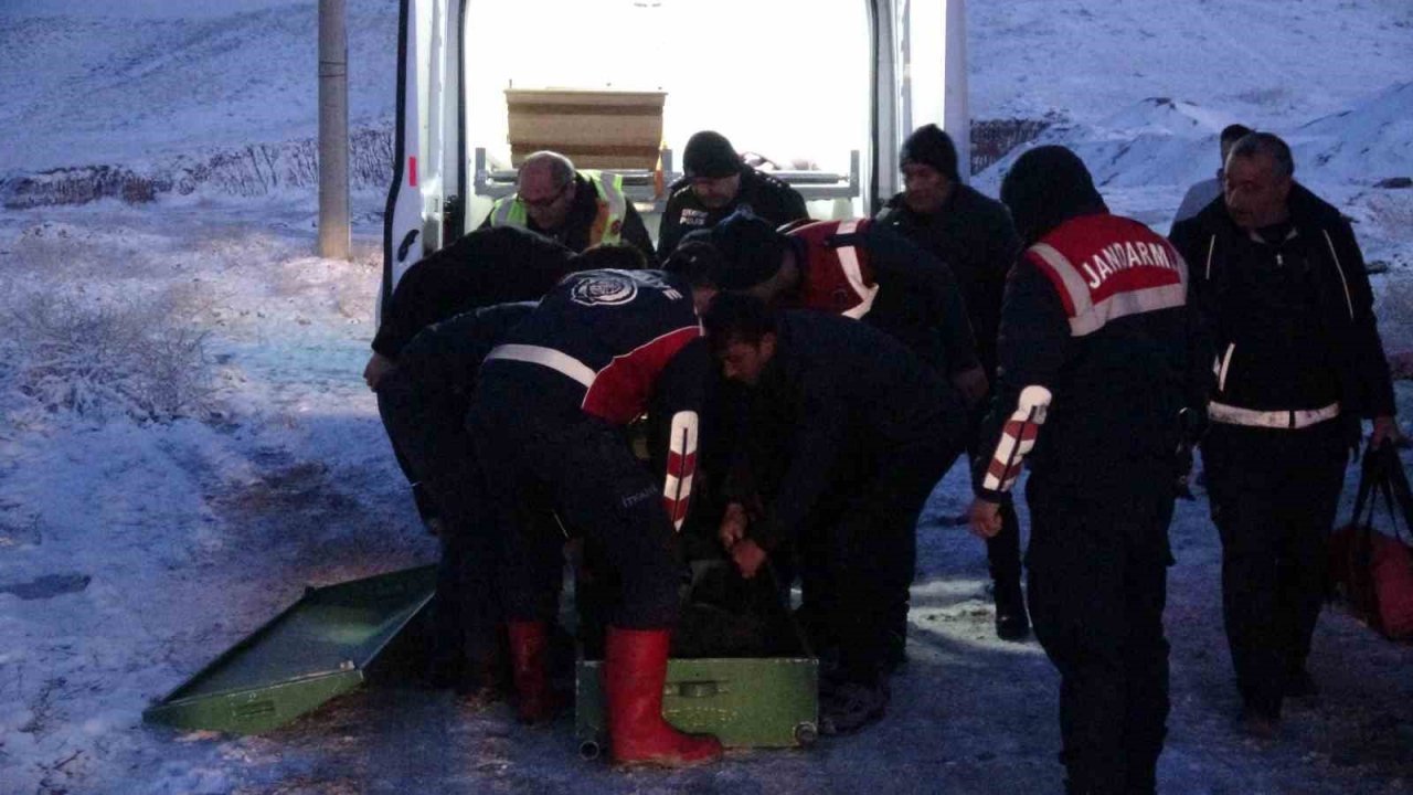 Kontrolden çıkan yolcu otobüsü devrildi: 1 ölü, 25 yaralı