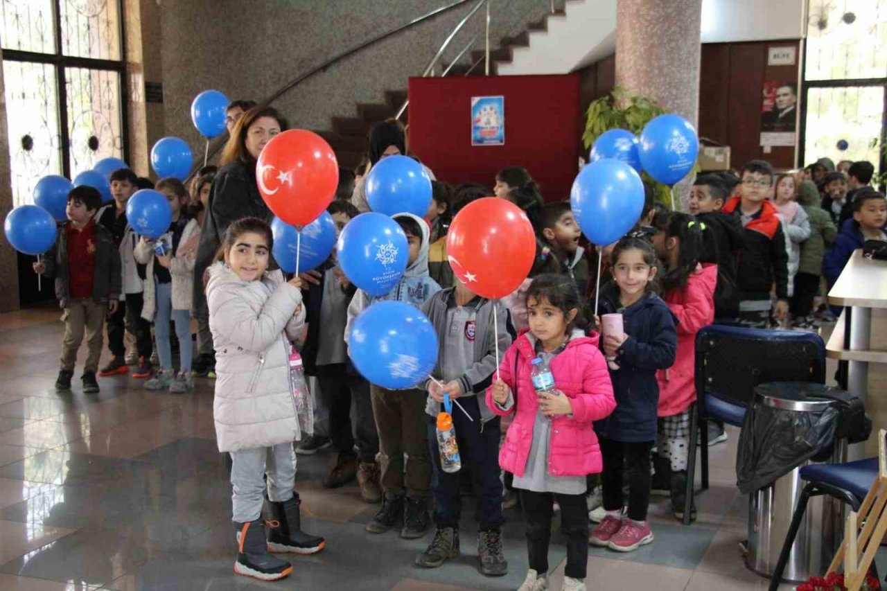 Aydın Büyükşehir, Dünya Tiyatro Haftası’nı sahnelenen oyunlarla kutladı