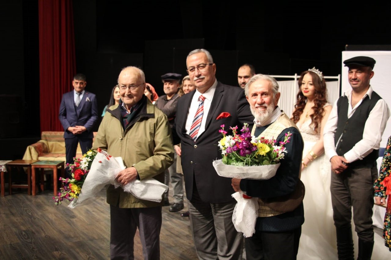 Aydın Büyükşehir, Dünya Tiyatro Haftası’nı sahnelenen oyunlarla kutladı