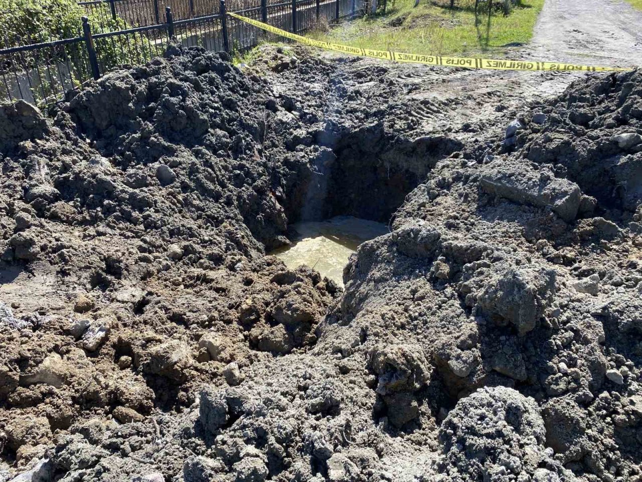 Amasra’da sit alanında iş makinesiyle kaçak kazı yapan 4 kişi yakalandı