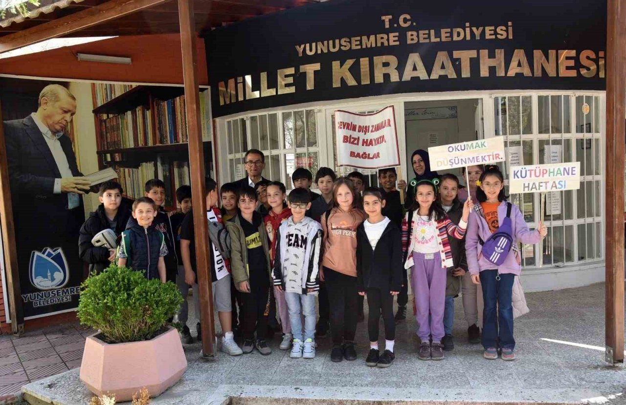 Millet Kıraathanesi Kütüphaneler Haftasında öğrencileri ağırlıyor