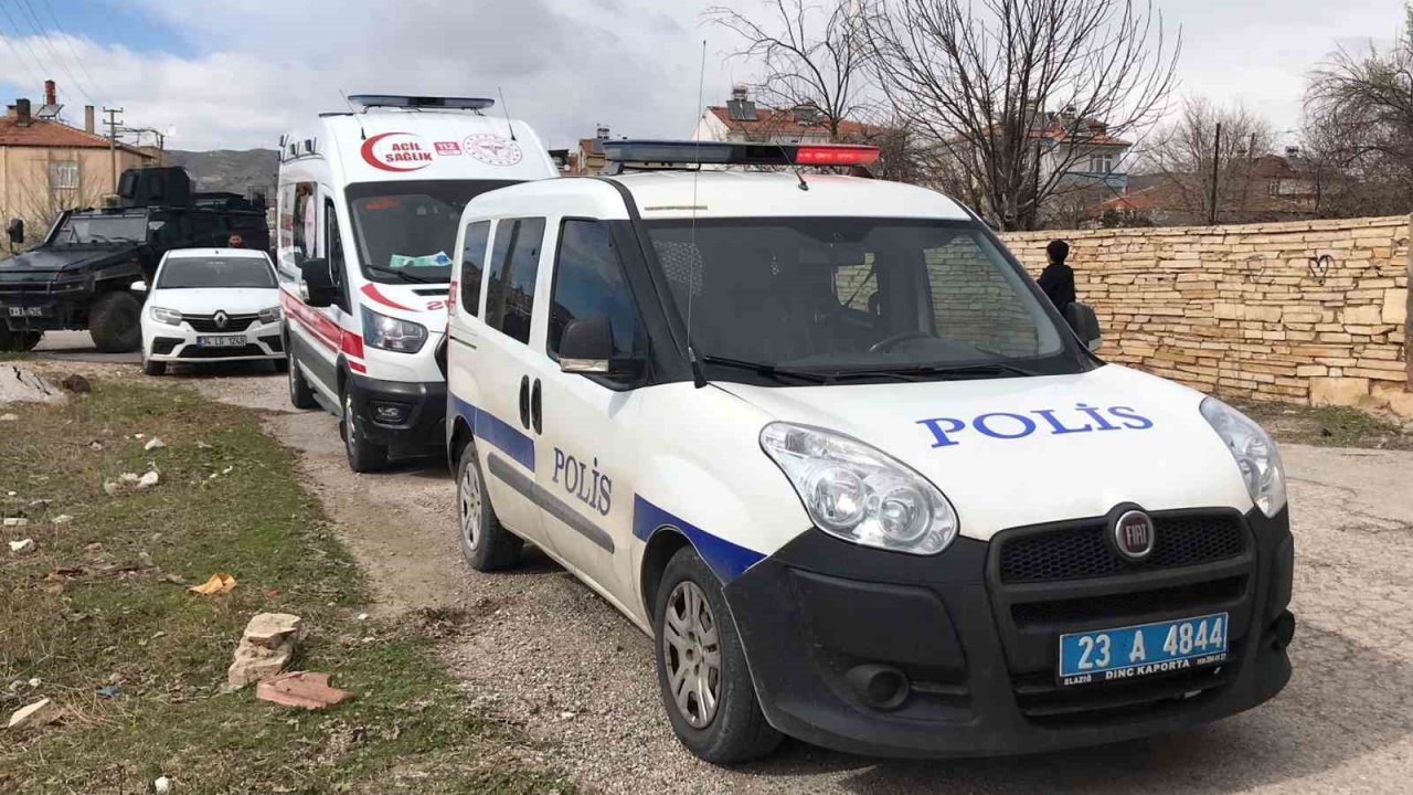 Doğal gaz kaçağı için eve giren polis dehşetle karşılaştı
