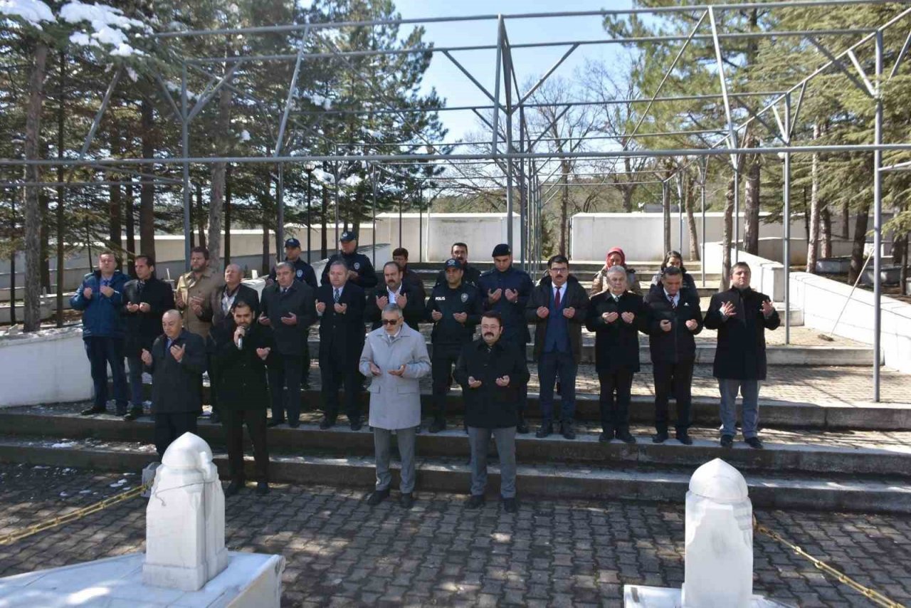 İkinci İnönü Zaferi’nin 102. yıl dönümünde şehitler anıldı