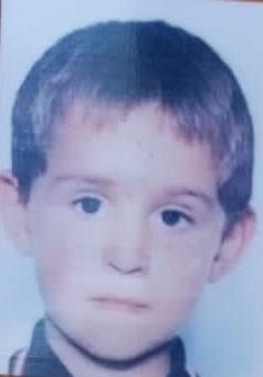 Trafik kazasında kaybettiği oğlunu toprağa veren acılı babadan yürek yakan sözler