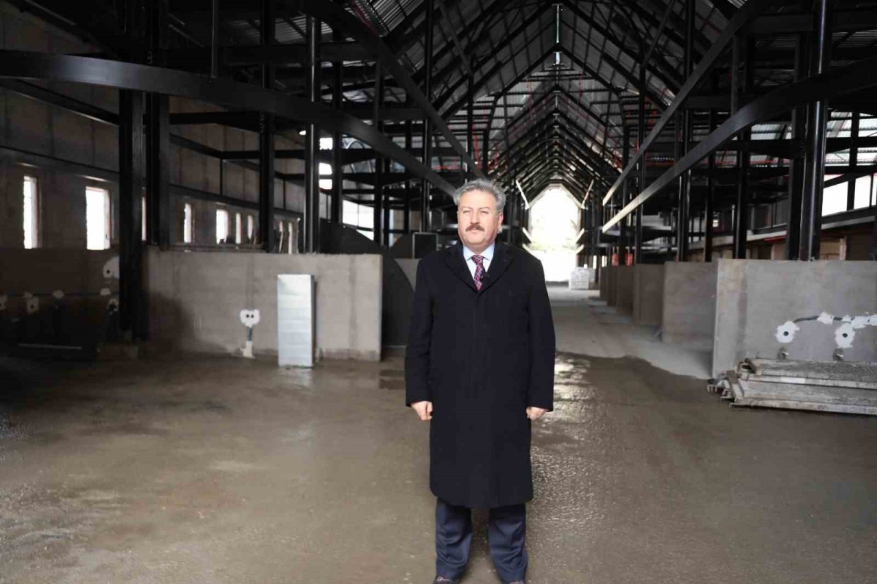 Melikgazi’ye değer katacak Çarşı Melikgazi hızla tamamlanıyor