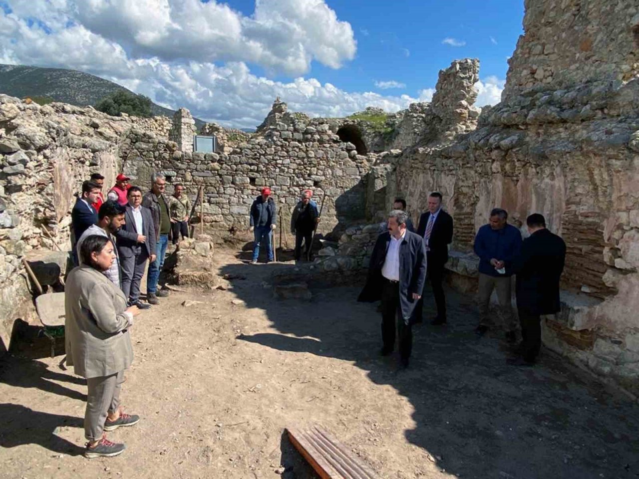 Menteşe Beyliğinin ilim merkezinde arkeolojik çalımalar sürüyor