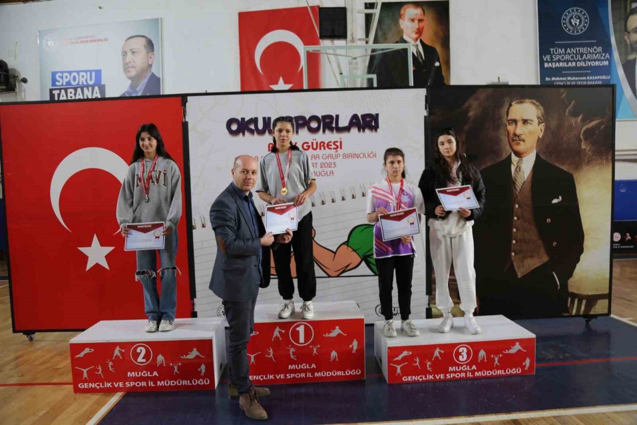 Okul sporları gençler bilek güreşi Muğla’da yapıldı