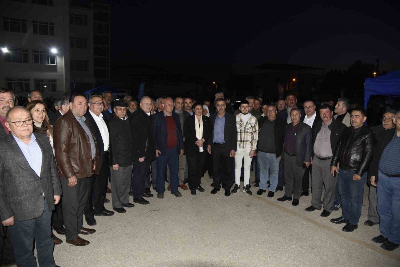 Başkan Çerçioğlu’na Nazilli’de vatandaşlardan yoğun ilgi