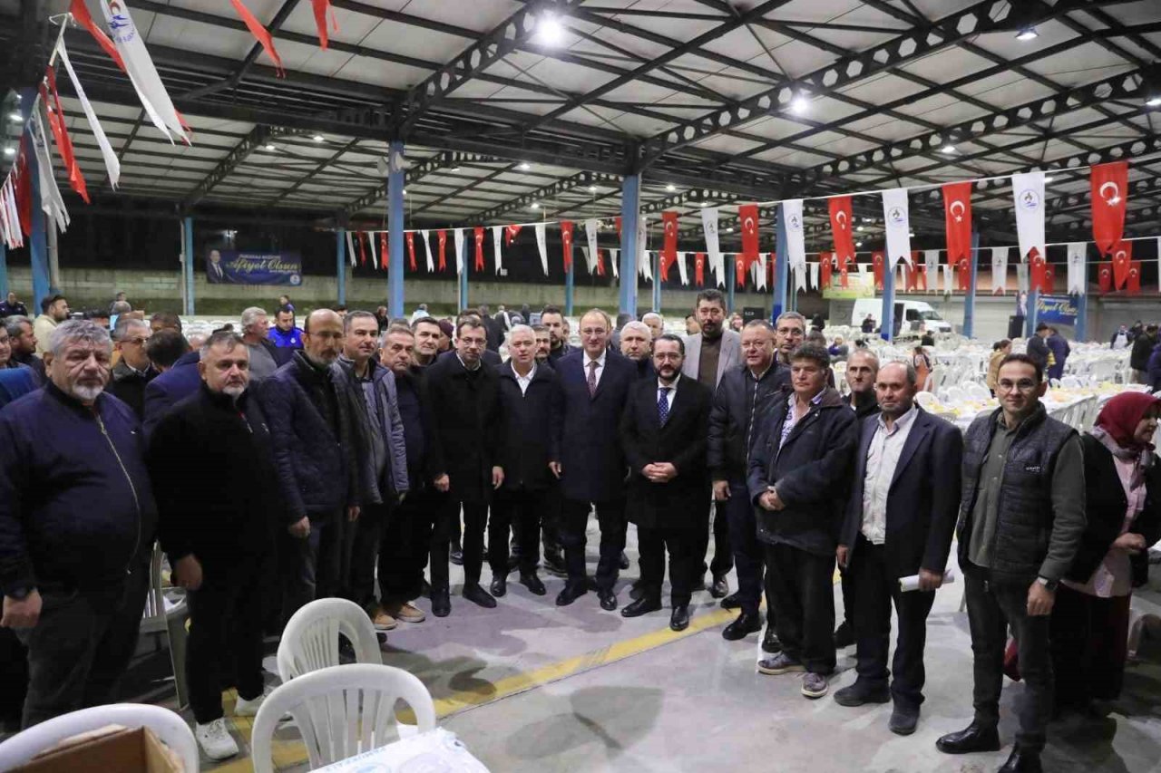 Pamukkale Belediyesi Ramazanın güzelliğini Akköy’e taşıdı