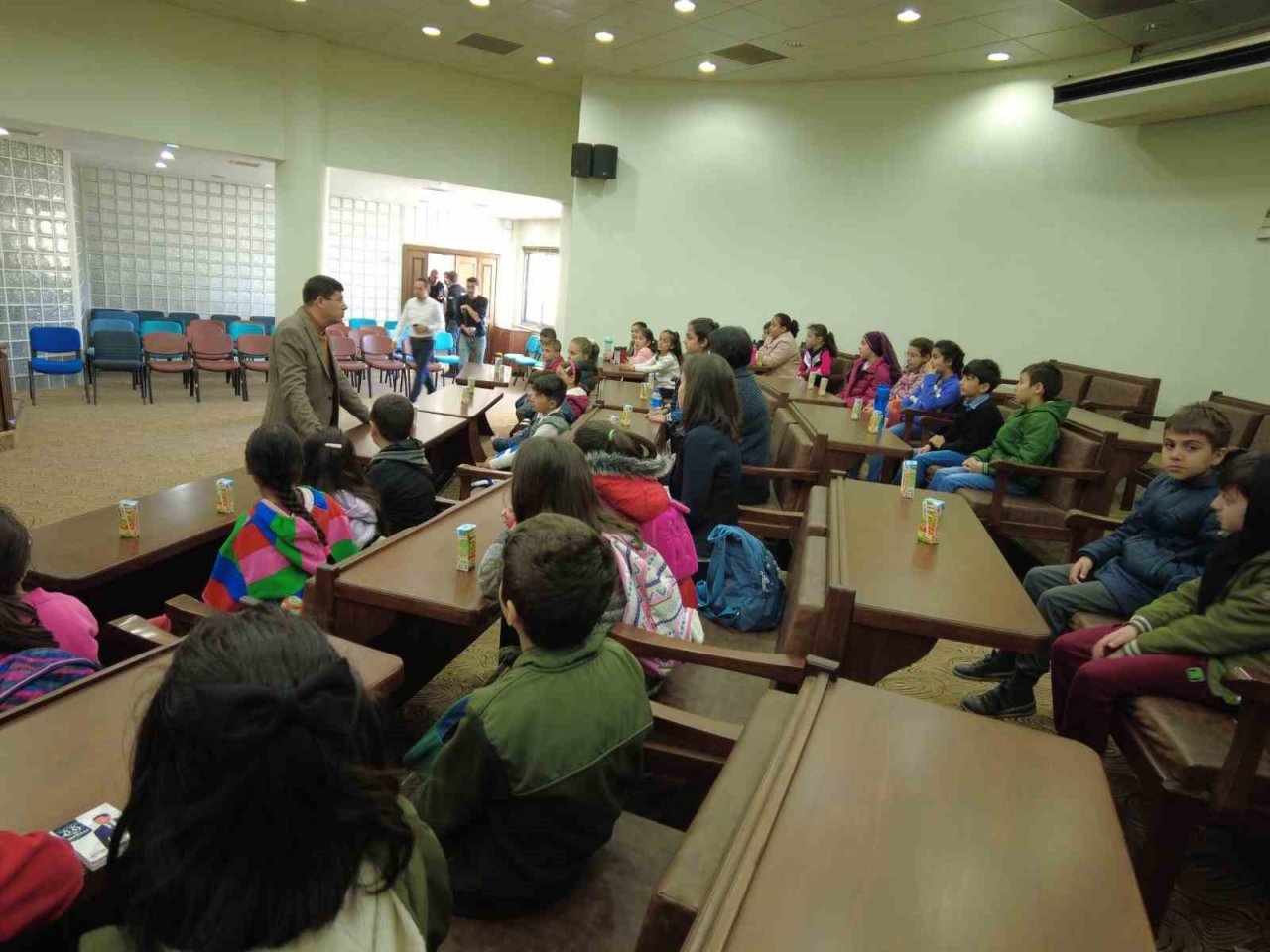 Minik öğrenciler yerel yönetimler konusunu yerinde öğrendi