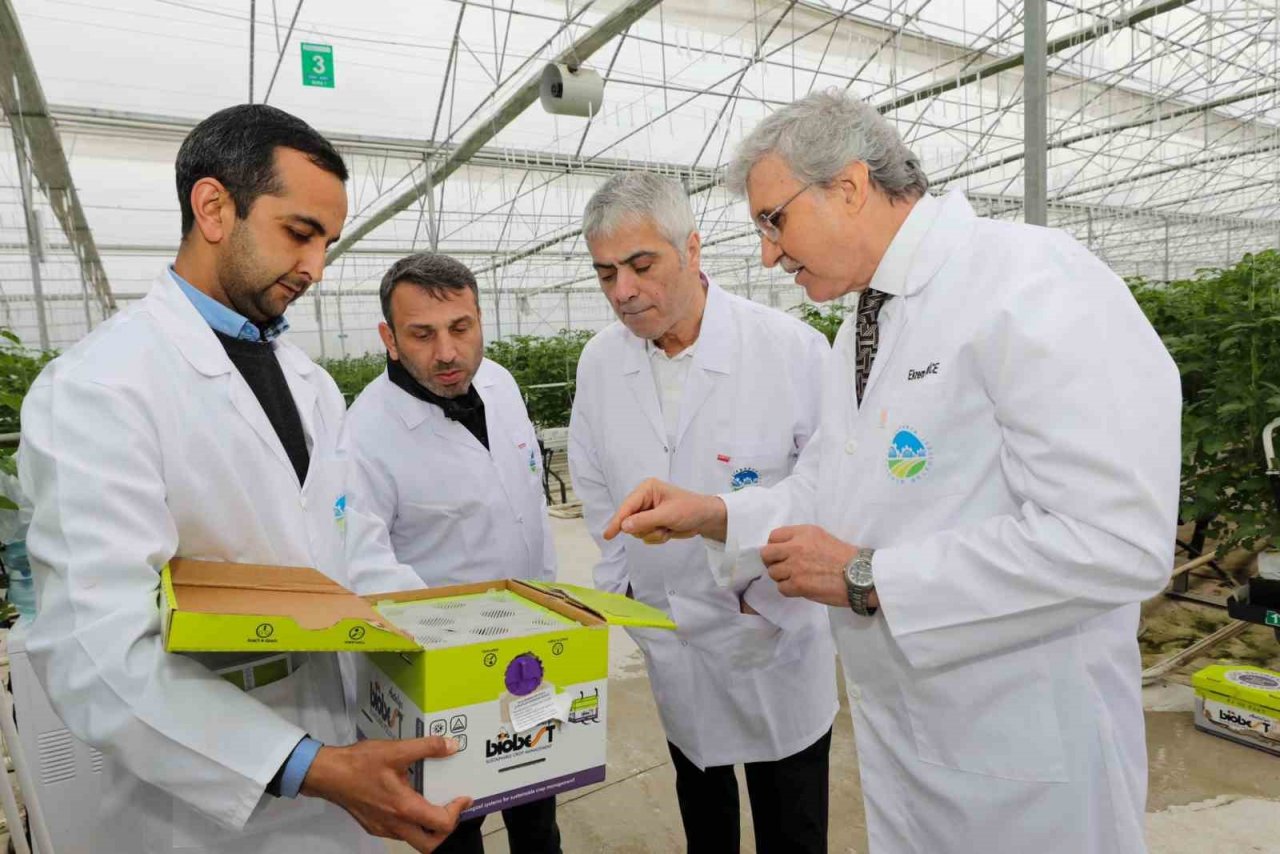 Başkan Yüce, Cengiz Kurtoğlu’na projeleri tanıttı