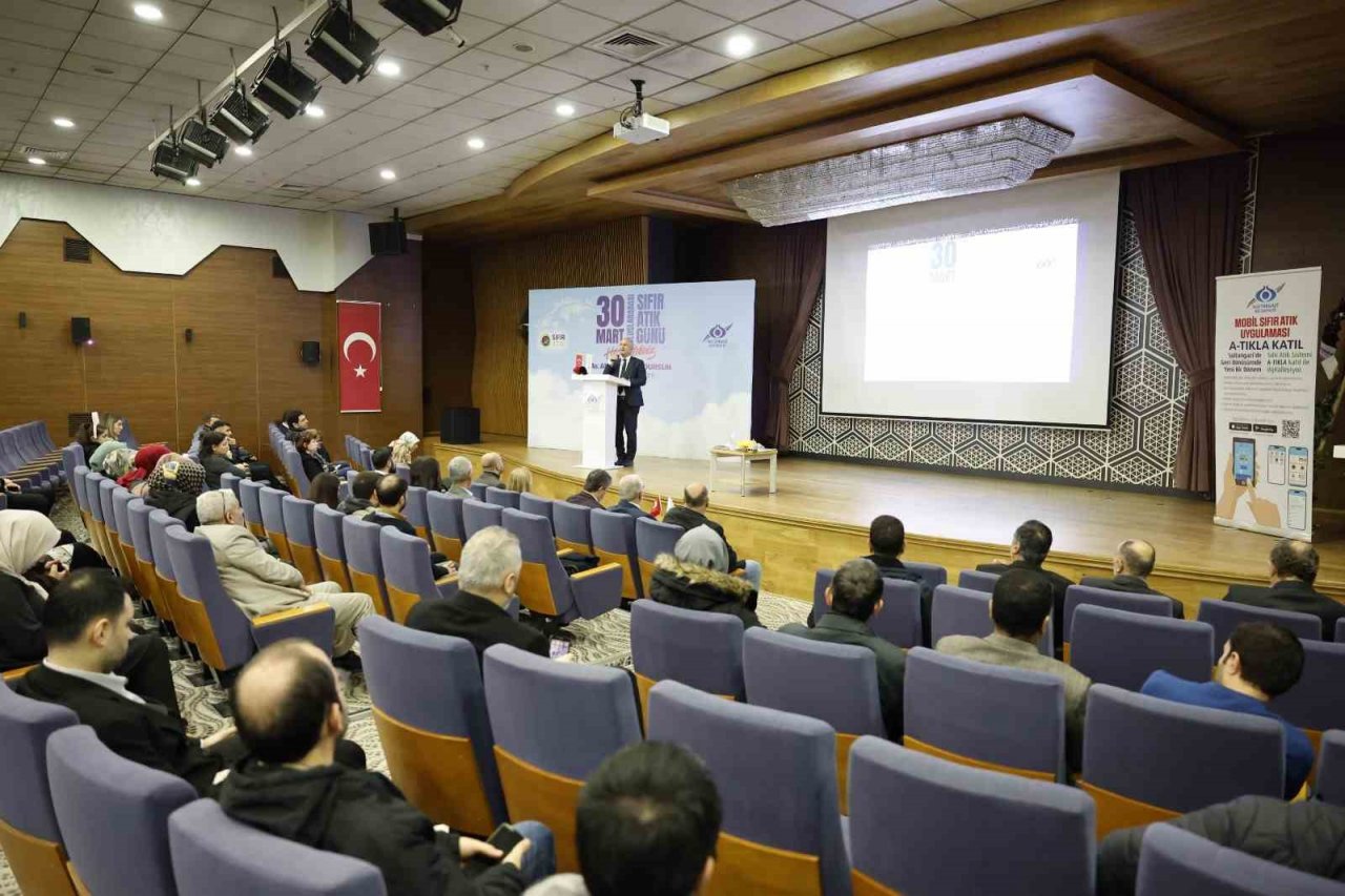 Sultangazi’de Sıfır Atık gününde farkındalık eğitimi