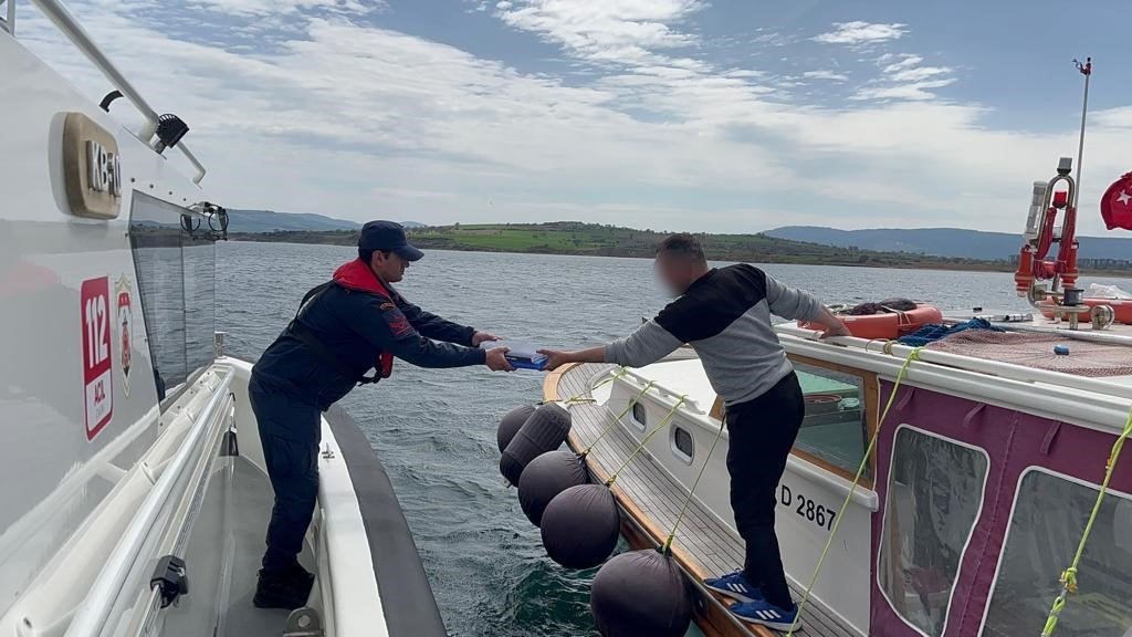 Huzur uygulamasında bin 353 düzensiz göçmen yakalandı