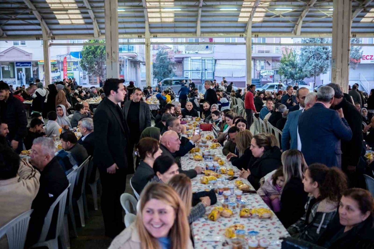 Denizli MHP, depremzedelerle gönül sofrasında buluştu