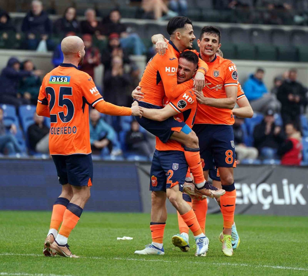 Spor Toto Süper Lig: Başakşehir: 1 - MKE Ankaragücü: 0 (İlk yarı)