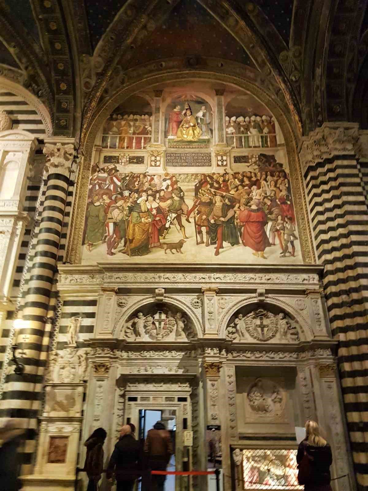 İtalya’daki tarihi katedral Latmos’un izlerini taşıyor