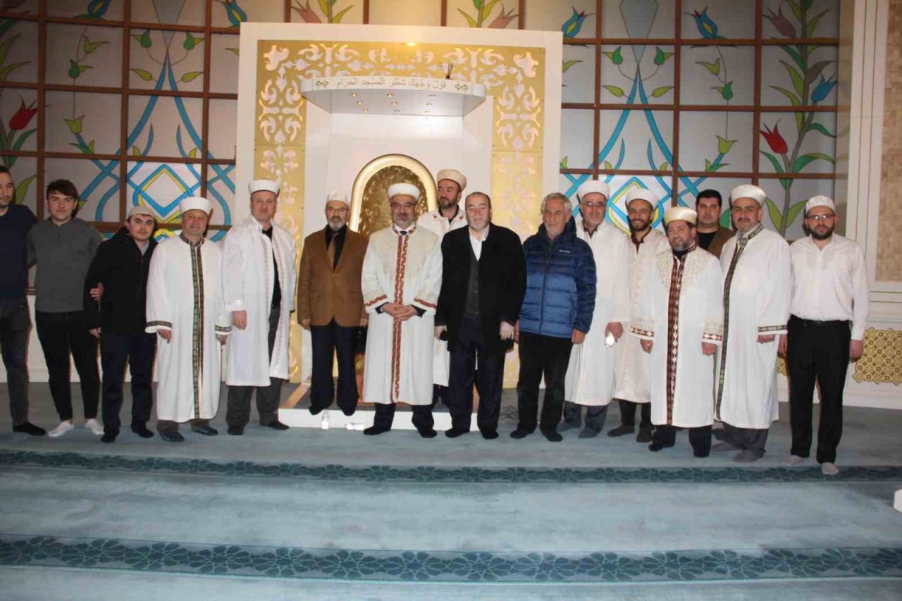 Bolu’da Enderun usulü teravih namazı kılındı