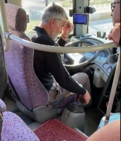 Edirne’de yolcularla tartışan ETUS şoförü kontak kapattı