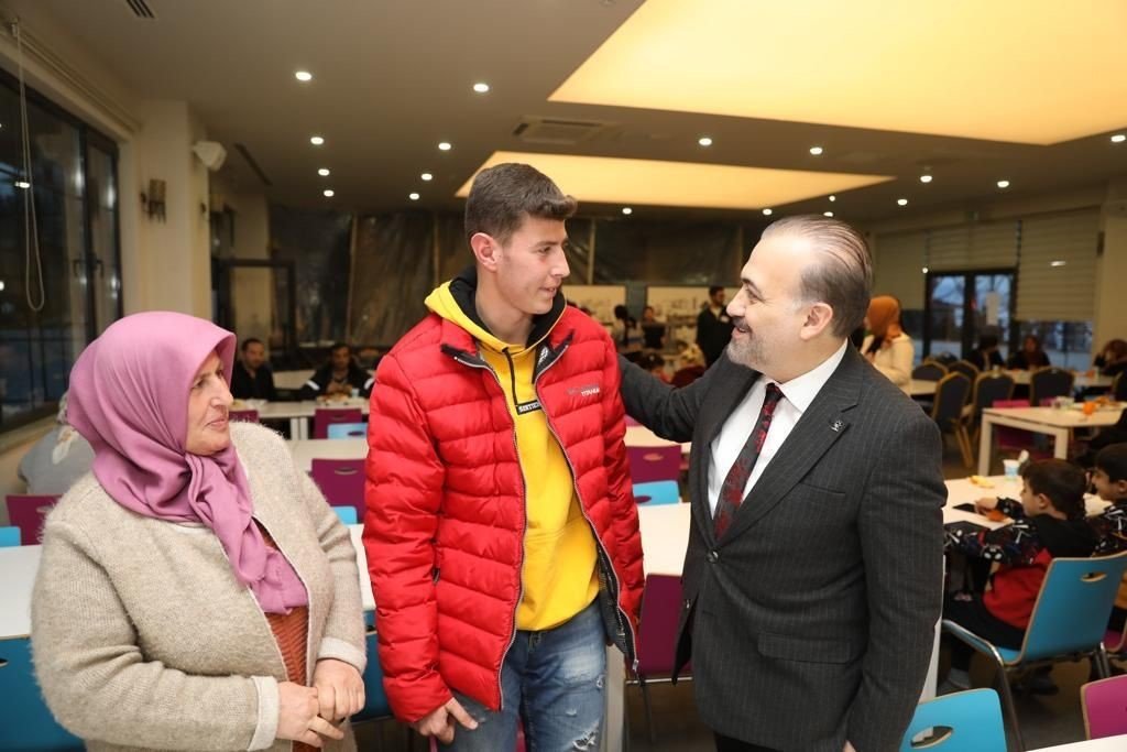 Başkan Talus: "Bu zor günleri de hep birlikte aşacağız"