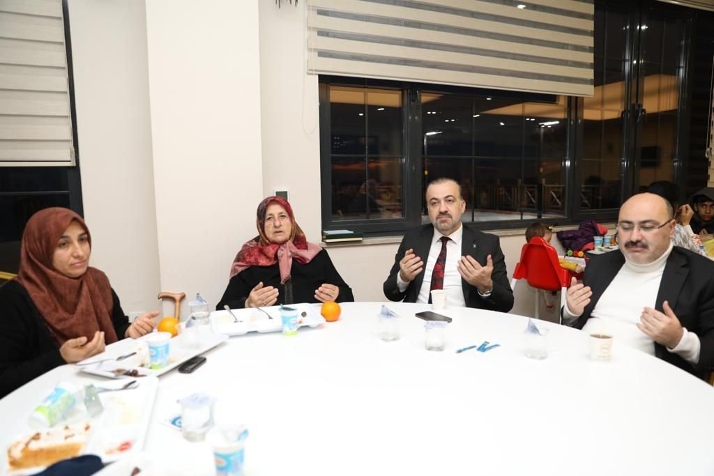 Başkan Talus: "Bu zor günleri de hep birlikte aşacağız"