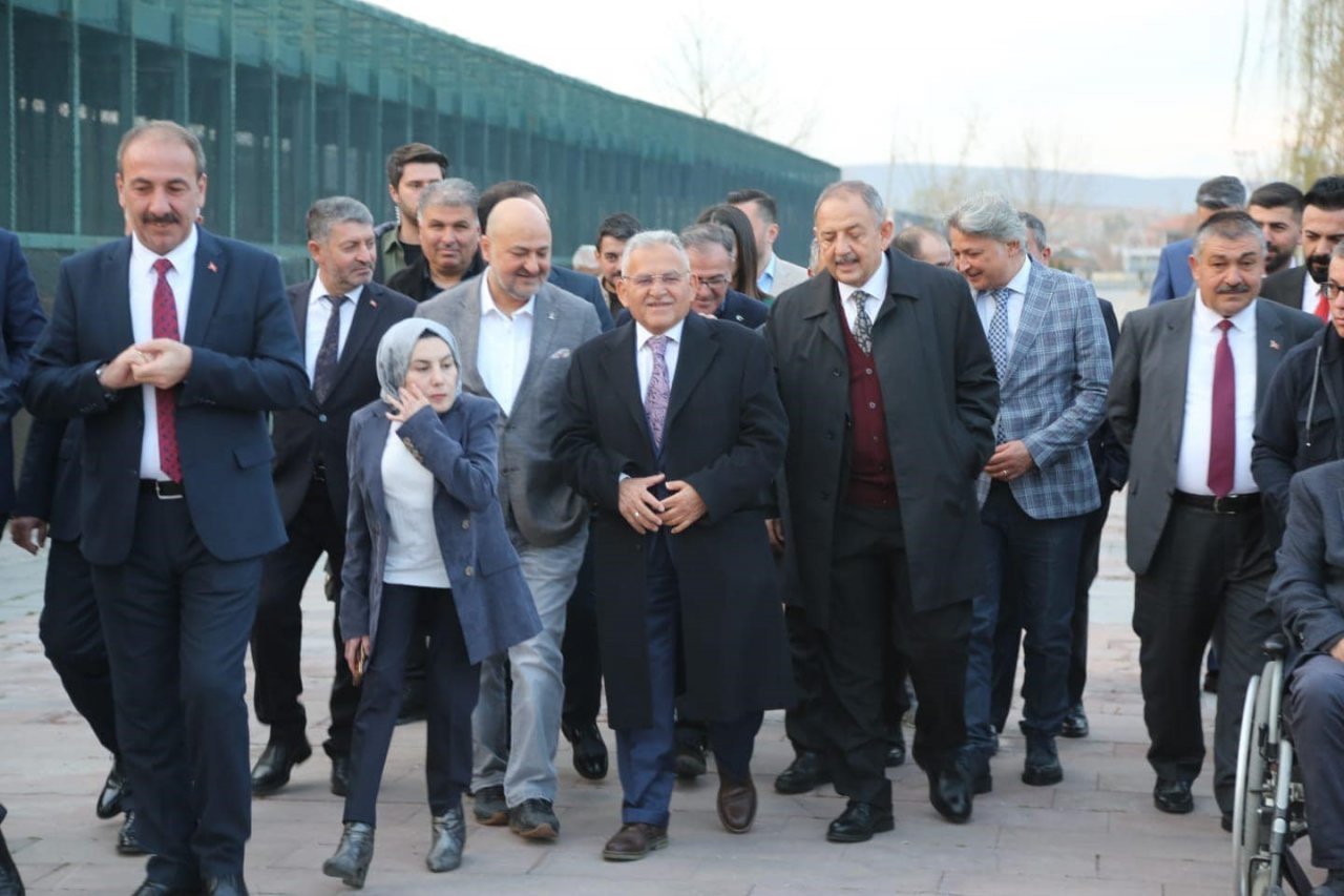 Başkan Büyükkılıç, Teşkilat Buluşmasına Katıldı