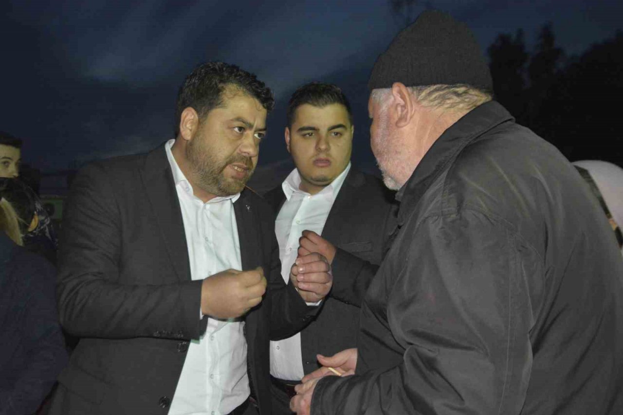 Osmaniye Milletvekili Aday Adayı Keleş, depremzedelerle iftar yaptı