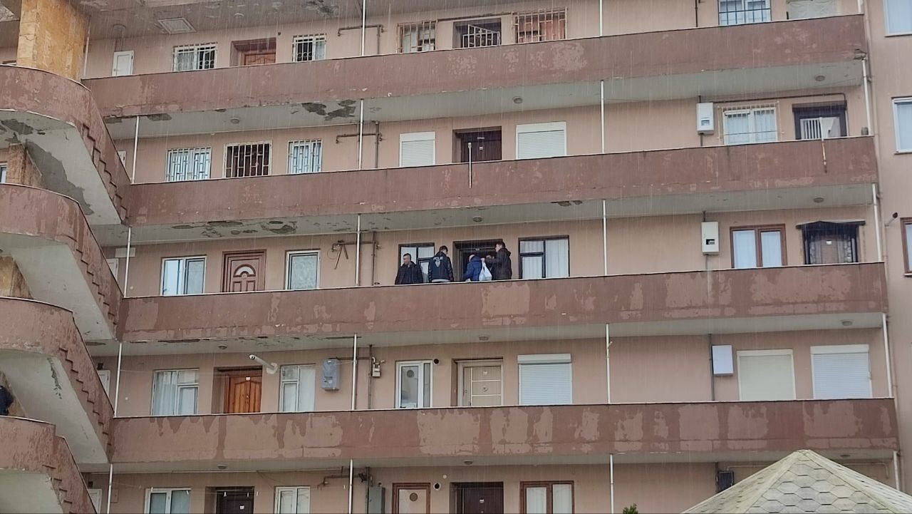 Kolonya içtiği iddia edilen 61 yaşındaki adam hayatını kaybetti