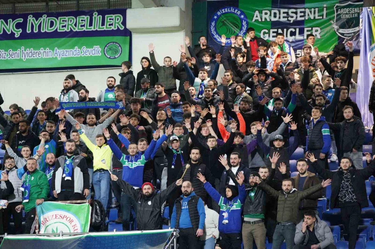 Spor Toto 1. Lig: Çaykur Rizespor: 0 - Bandırmaspor: 0