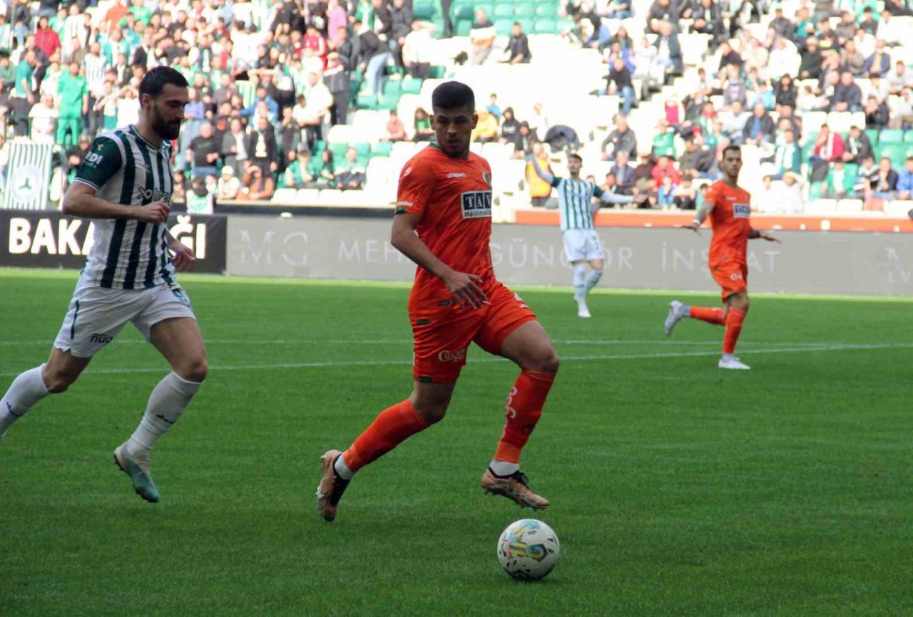 Spor Toto Süper Lig: Giresuspor: 2 - Alanyaspor: 2 (Maç sonucu)