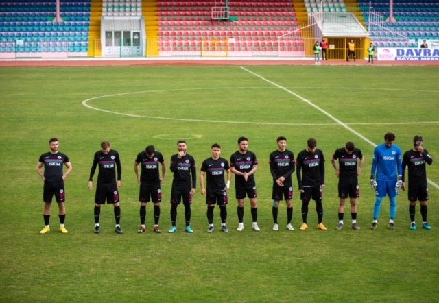 TFF 2. Lig: Isparta 32 Spor: 1 - Arnavutköy Belediye Gençlikspor: 2