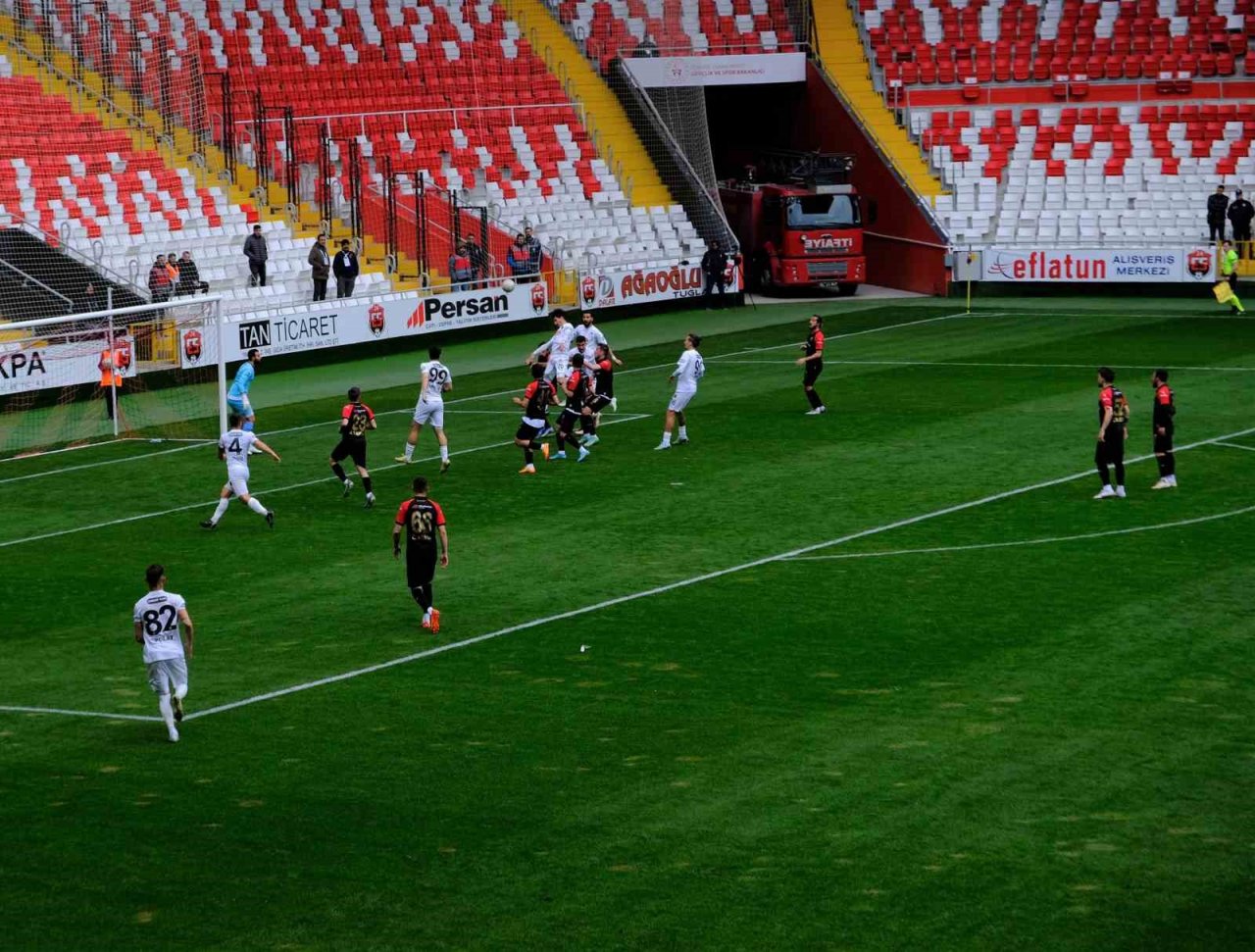 TFF 2. Lig: 24Erzincanspor: 2 - Nazilli Belediyespor: 0